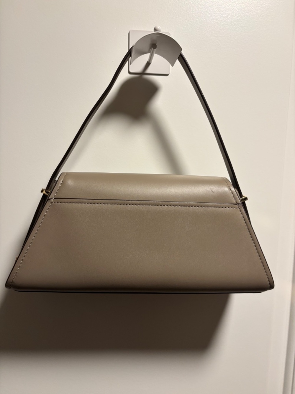 Handbag - Picture 7 of 8